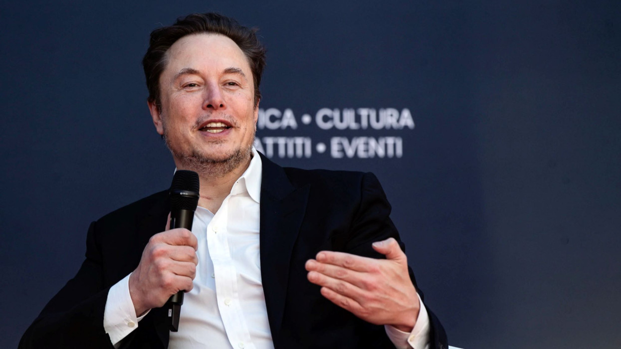 Durván beleszállt Elon Musk a ChatGPT-be: erre kevesen számítottak a dúsgazdag tech-császártól