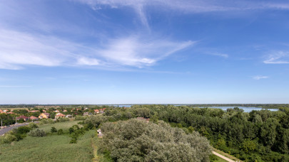 Tódulnak a magyarok ezekre a tóparti településekre: már nem is a Balaton a favorit?