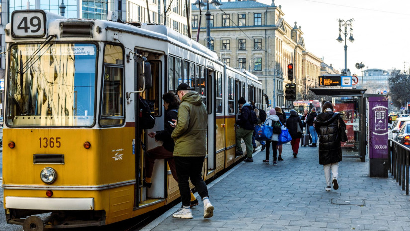 Hiánypótló zebra épül Budapesten: mutatjuk hol lesz biztonságosabb a közlekedés