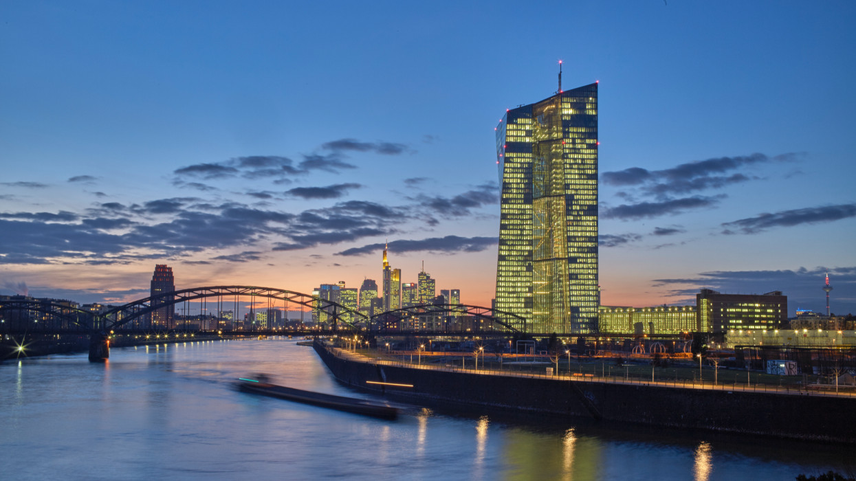 Germany, Hesse, Frankfurt on the Main, 03.02.2015, European Central Bank ECB with banks Skyline, View from the Bridge Honselmann