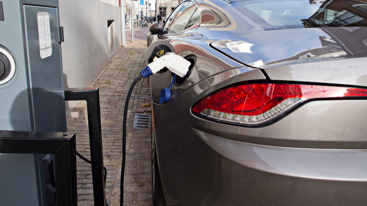 Óriási a baj: csődöt jelentett az egyik elektromos autó óriás, mi lesz így a vásárlóikkal?