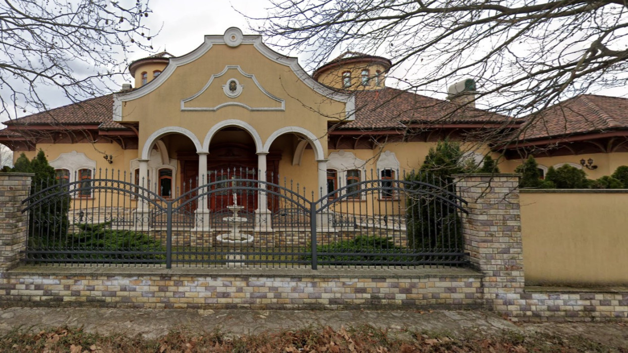 Az eladó Ivanits-villa