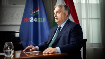 Orbán Viktor: Több nap, mint kolbász; a következő lépés az a következő lépés