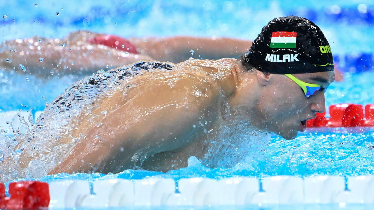 Megvan az olimpiai arany! Brutális úszással Milák Kristóf győzött 100 méter pillangón