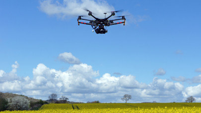 Rejtélyes drónokat találtak a NATO területén egy atomerőmű felett: azonnal riadót fújt az ország vezetése