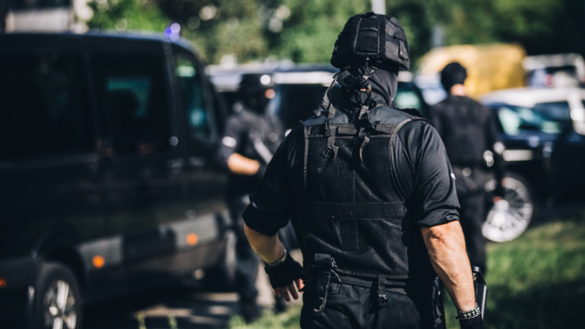 Kiderült az igazság a Magyarországon lekapcsolt aranykonvojról: politikai zsarolás vagy pénzmosás van a háttérben?