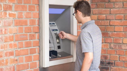Komoly változás élesedett a magyar bankokban: így vehetsz fel 300 ezer forintot teljesen ingyen