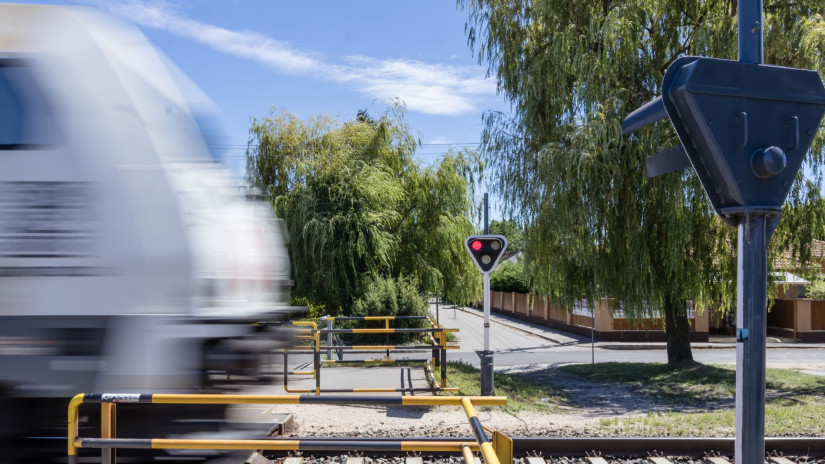 Áremelésre és brutális leépítésre kényszerül a magyar óriáscég: rengeteg dolgozó jövője bizonytalan