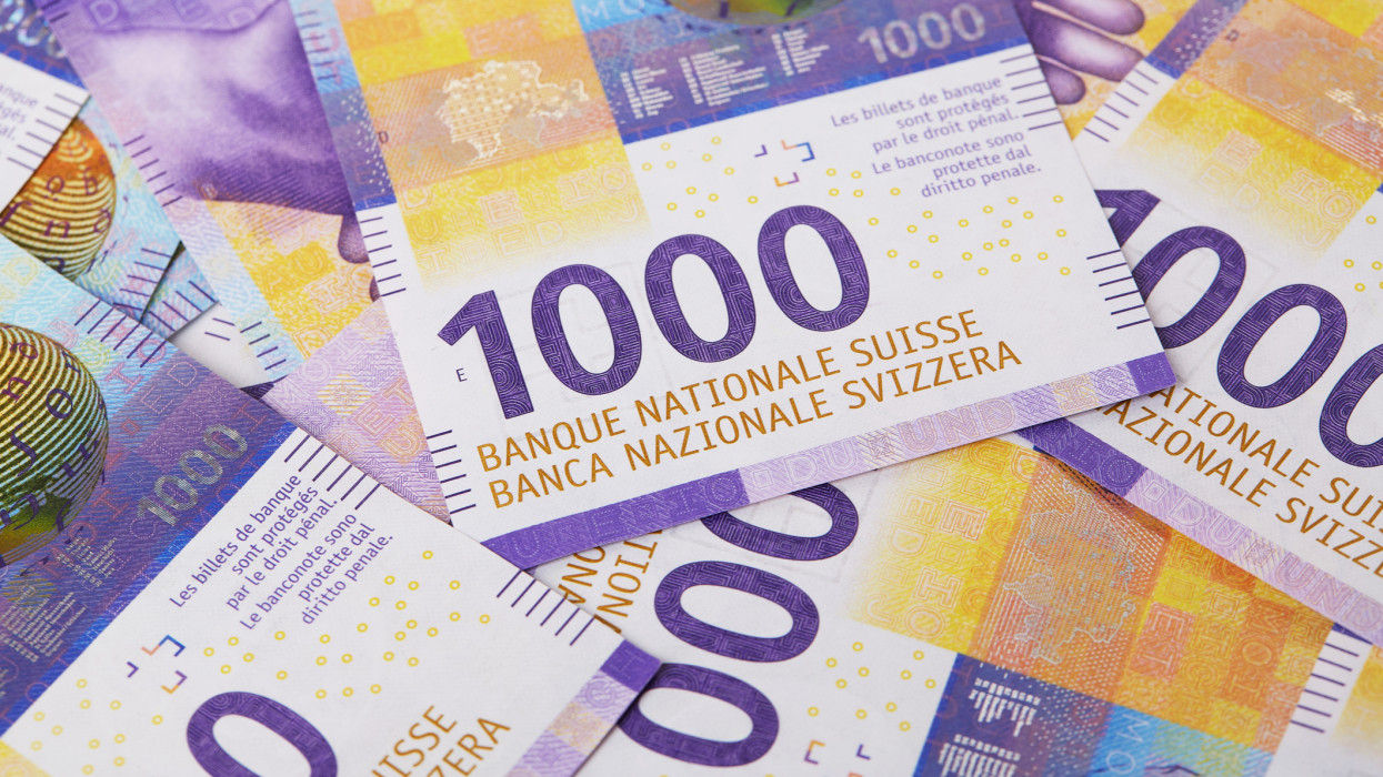 Megszólalt az MBH Bank a Kúria devizahiteles döntéséről: az érintett szerződéseket mindig megvizsgálják