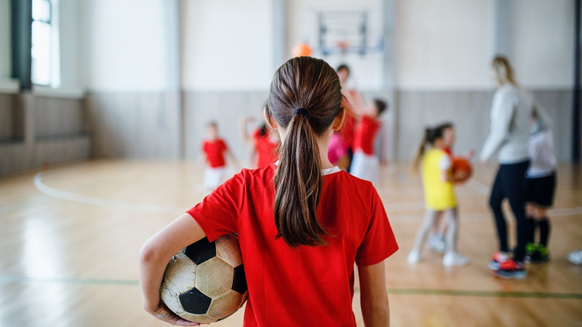 Elképesztő összegek: mélyen a pénztárcába kell nyúlni, ha sportolni vinnéd a gyereket