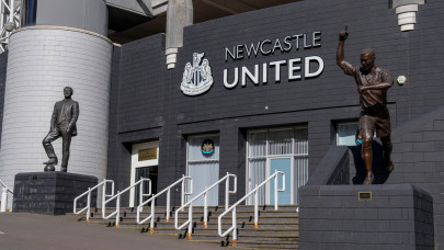 Nem csitul a newcastle-i vihar: még mindig sztrájkol a sztárcsatár, Liverpoolba akar menni
