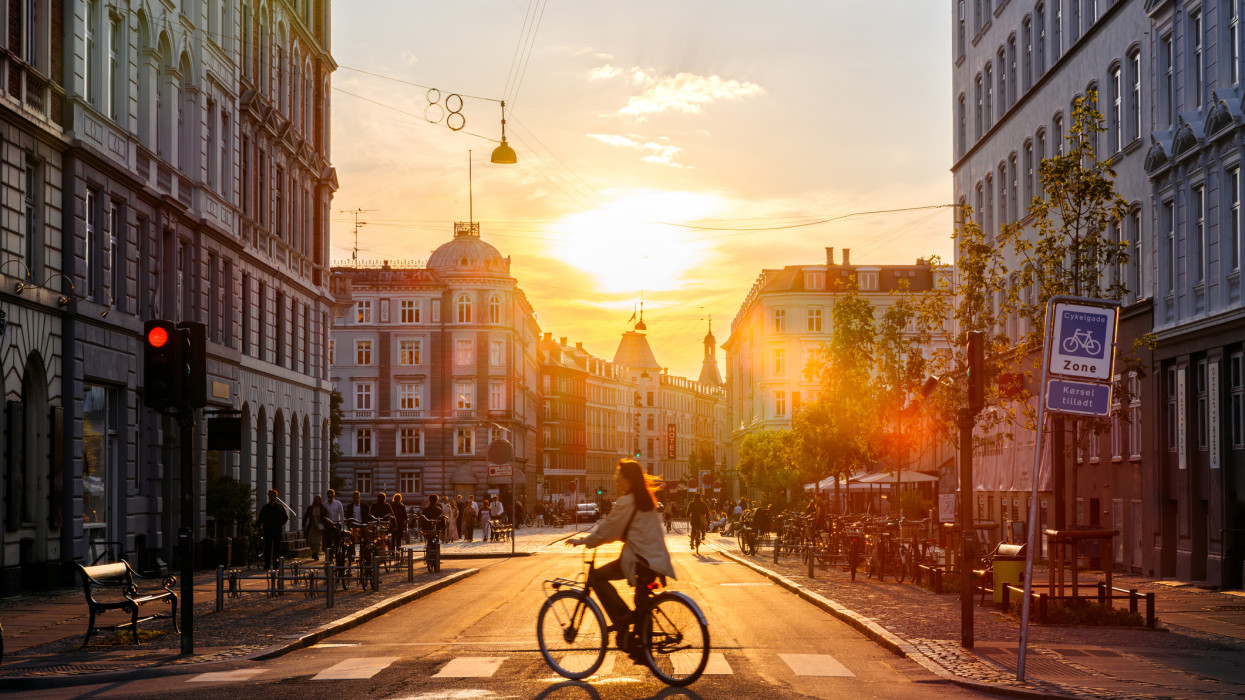 Nagy úr a kényszer: megdöbbentő, mennyire költséghatékony város Budapest