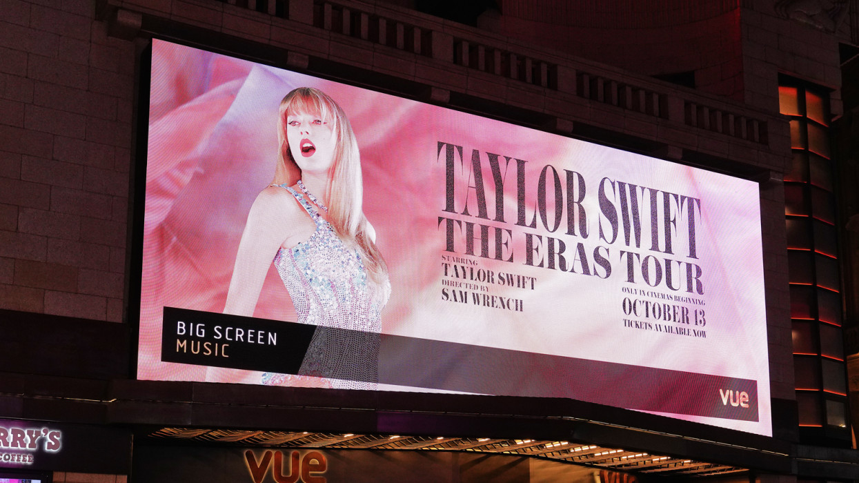 Eljegyzés, ami sokkolta a világot: ennyibe került Taylor Swift eljegyzési gyűrűje