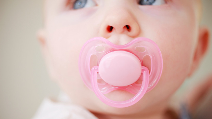 Na, ez a cumi! Ezekben a babáknak szánt cumikban van veszélyes BPA: világmárkák is a tiltólistán