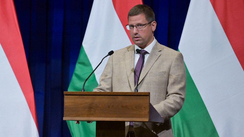 Fontos bejelentést tett Gulyás Gergely: súlyos dolog derült ki az Otthon Startról