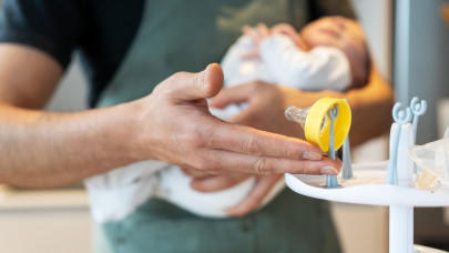 Te is vásároltál ilyen anyatej-helyettesítő tápszert a boltban? Nehogy megegye a gyerek, baktériumot találtak benne!