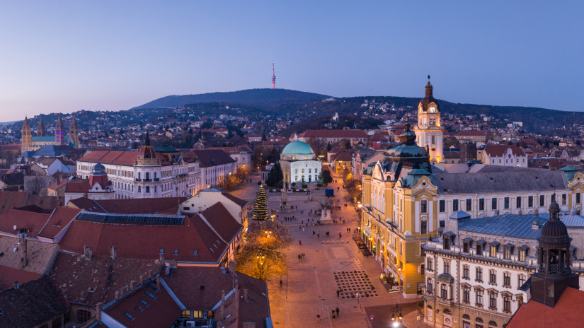 Mikor nyit a pécsi adventi vásár? Pécs karácsonyi vásár 2025-ös dátuma, helyszíne és programjai