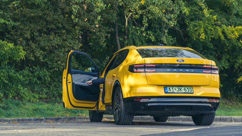 Teszten a Ford újjálesztett legendája: nyomokban Volkswagent is tartalmaz az új Capri, erős ajánlat az árversenyben