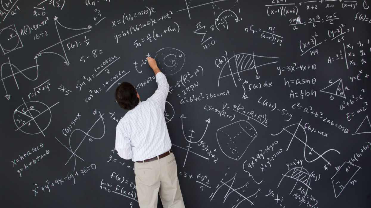 Örökre vége lehet a hagyományos iskolai modellnek: tanórára, osztályokra, tanteremre sincs szükség?