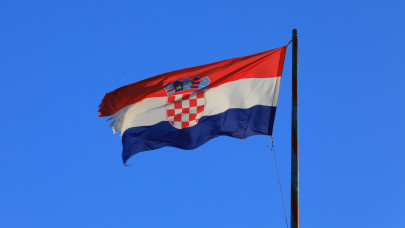 Megszavazta a parlament: visszaállítják a kötelező sorkatonai szolgálatot