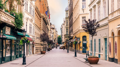 32 év után bezár a legendás pesti élelmiszerüzlet: még nem tudni, mi lesz a helyén