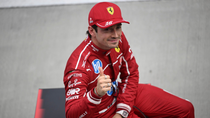 Eljegyezte barátnőjét a Ferrari sztárja: leteszed a hajad, mennyibe került a gyűrű + képek