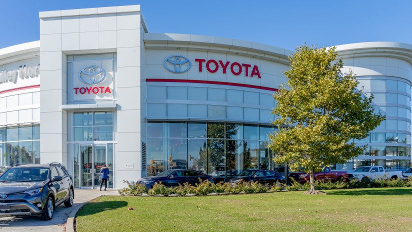 Nagyon szorongatják a Suzukit 2025-ben: ez lehet idén Magyarország kedvenc autója, óriási a verseny