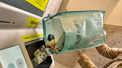 Itt a MOHU bejelentése, nagy változás kezdődik a palackvisszaváltó automatáknál, rengetegen várták már