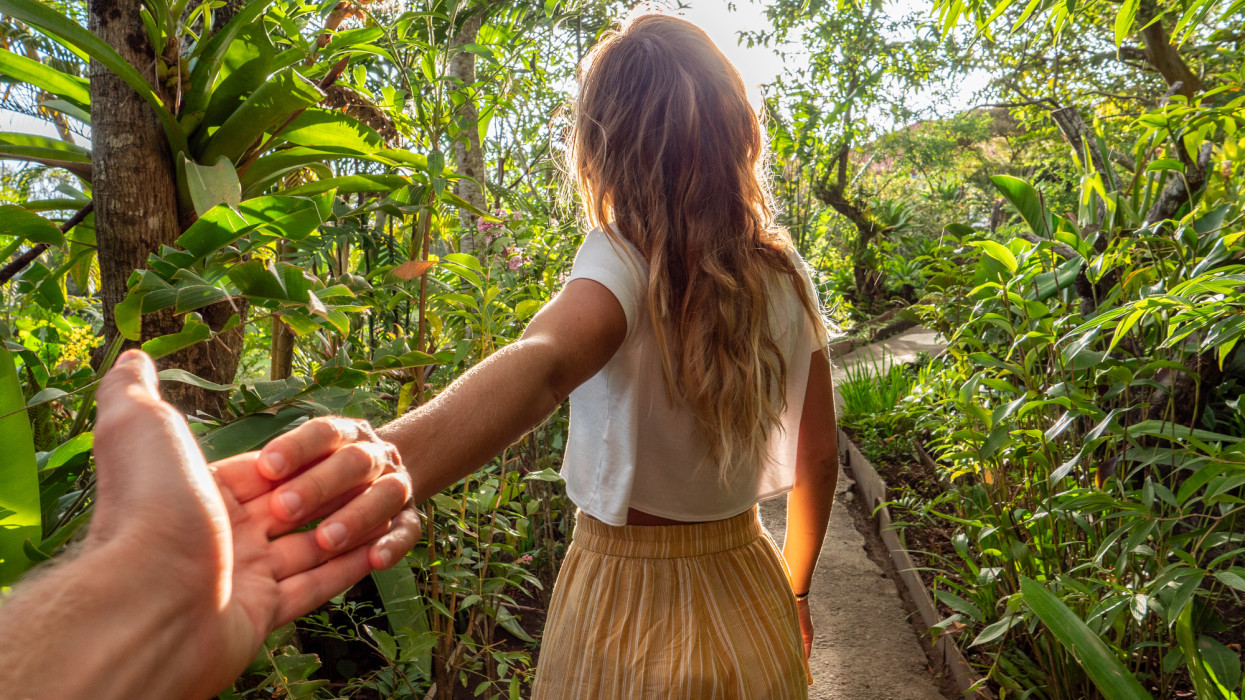 Hihetetlen, milyen luxus nászutakra járkál a magyar elit: ezek a legtrendibb célpontok most