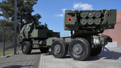 Bevásárolunk Trump rettegett csodafegyveréből: ezt érdemes tudni a HIMARS-rendszerről - mire használná a magyar hadsereg?