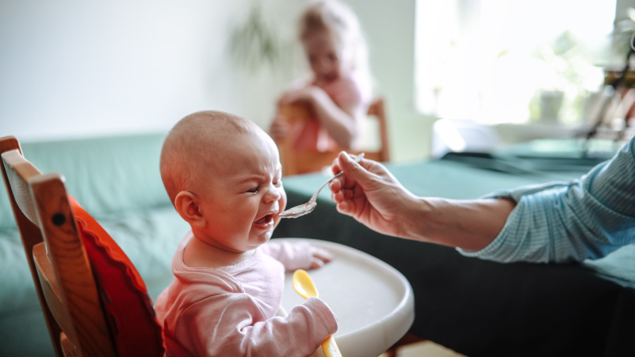 Te is vásároltál ilyen bébiételt az elmúlt napokban? Meg ne egye a gyerek, súlyos gond van vele!