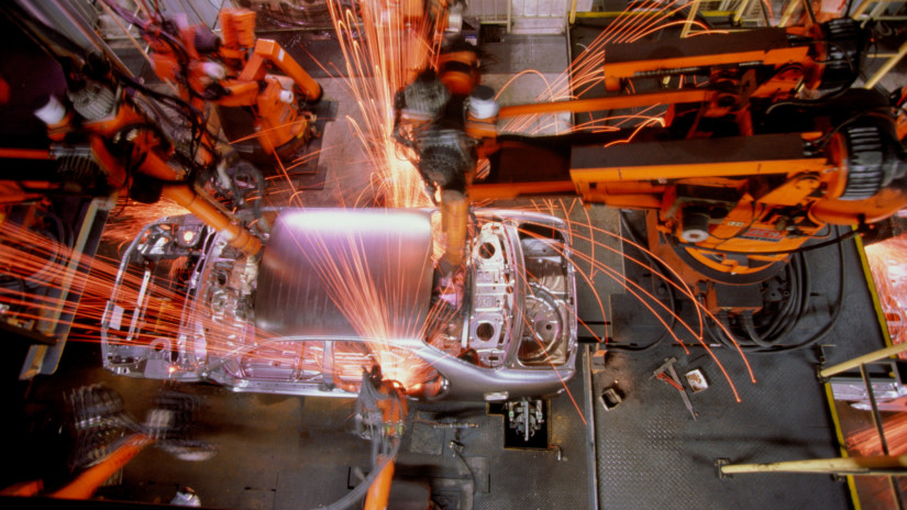 Fokozódik a chipválság: Kína boríthatja az asztalt, a magyar autóipar is durván érintett lehet