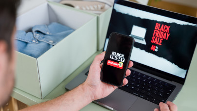 Aljas csalás terjed a black friday akciók körül: nehogy bedőlj, simán nullázzák a bankszámlád