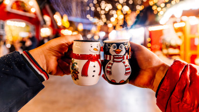 Kvíz: Ettél, ittál már az idei karácsonyi vásárban? Lássuk, mit tudsz a vásárok ikonikus ételeiről!