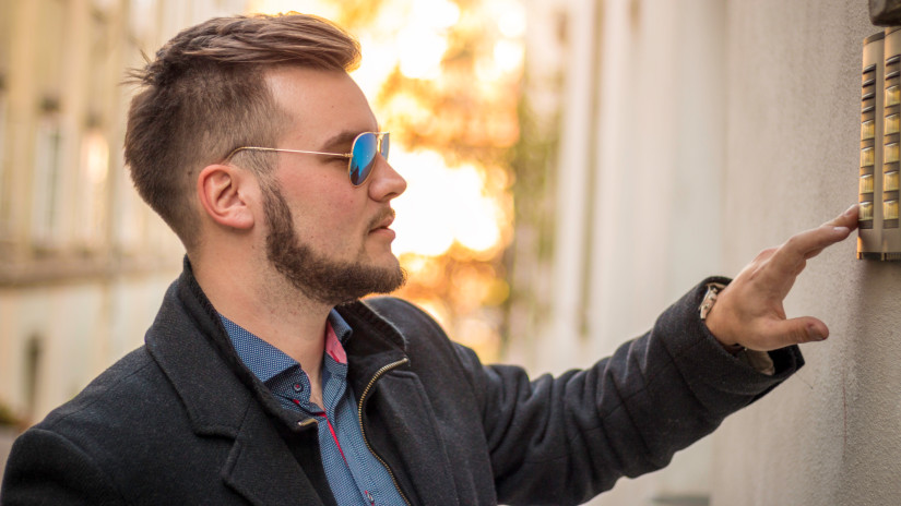 Ilyen a birtokvédelem 2025-ben: így dobják ki a lakásbitorlókat a bűnvadászok Magyarországon