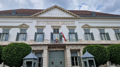 Kiderült, már nem jár Novák Katalinnak a havi 5,7 milliós juttatása: ezért nem kapja meg nyugdíját a volt államfő