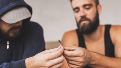 Elképesztő, mihez folyamodnak már a csalók: nem fogod elhinni, hová csempészték a dohányt ezek az ügyeskedők