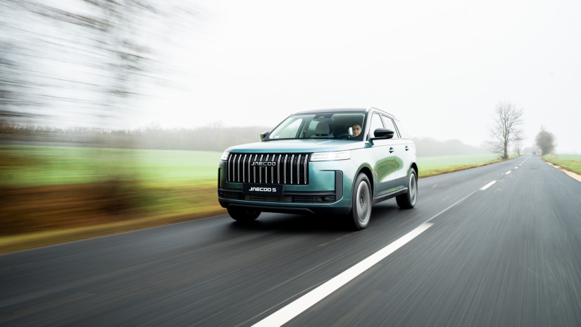 Új kínai népautó debütált Magyarországon: alapból fullextrásan adják, tarolhat a piacon