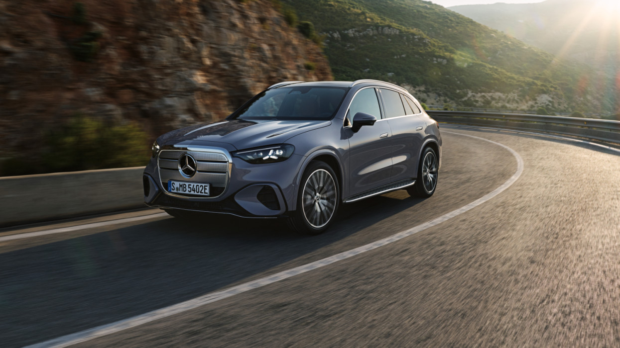 Ezt küldi harcba a Mercedes a debreceni BMW ellen: magyar árat kapott az új elektromos GLC, itt az árlista