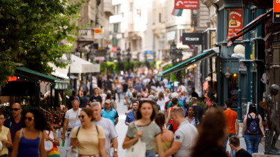 Jó hírt kaptak a boltosok: tényleg egyre többet vásárolnak a magyarok