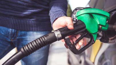 Óriási üzemanyagkedvezményt robbantott az Auchan: napokon keresztül ennyiért tankolhatsz