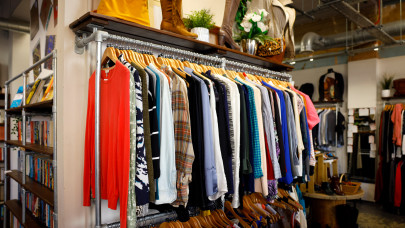 Ez hogy van? Több ruhát, de kevesebb élelmiszert vásároltak a magyarok