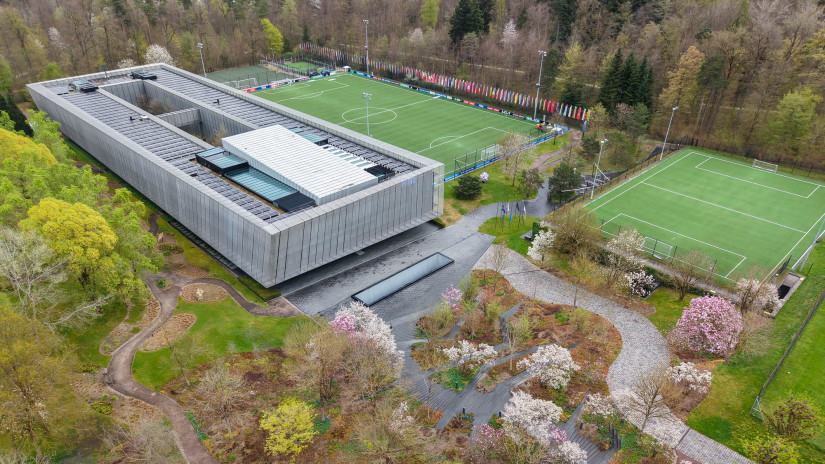 Brutális lehúzás megy a vb-jegyek körül: kemény üznetet küldtek a FIFA-nak a szurkolók