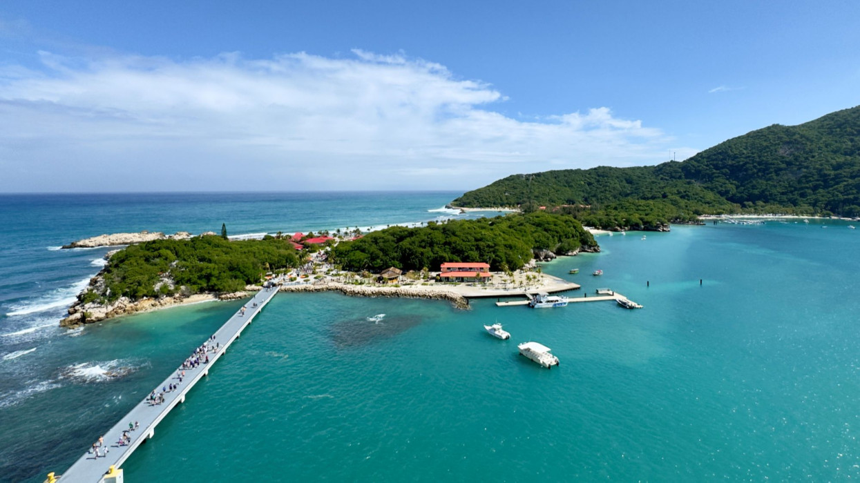 Turisták kedvenc helyei kerültek tiltólistára: ezekbe az országokba most életveszélyes elindulni