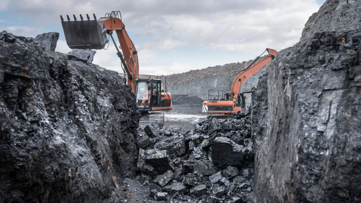 Rekorddöntés: soha nem fogyasztott még ennyi szenet a világ, és ez csak a kezdet