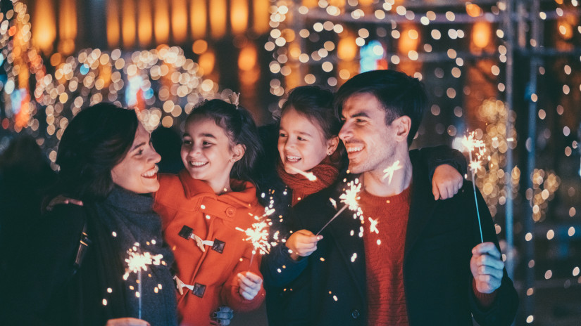 Top 10 ingyenes vidéki szilveszteri buli 2025-ben: tűzijáték, Péterfy Bori és Bohemian Betyars a főtereken!