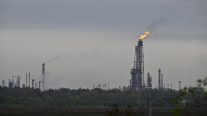 Sürget az idő, de hamarosan beszállhat a Mol a szerb olajvállalatba: így áll most a NIS felvásárlása