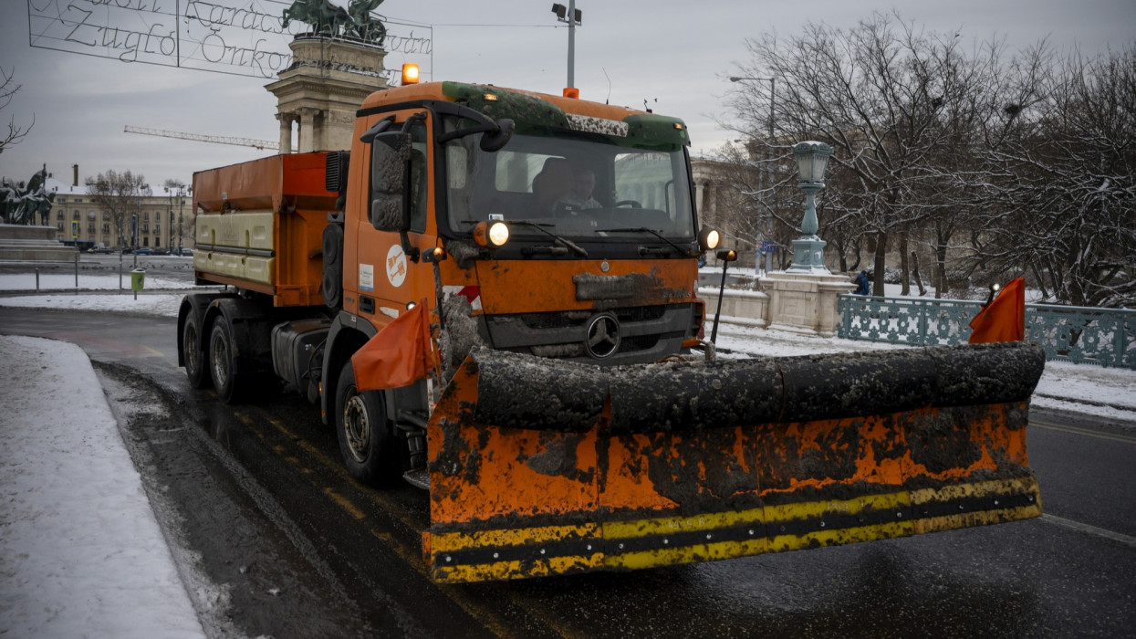 Itt a brutál havazás újabb hulláma: jelentős mennyiség eshet rövid idő alatt, egész Magyarországot érinti