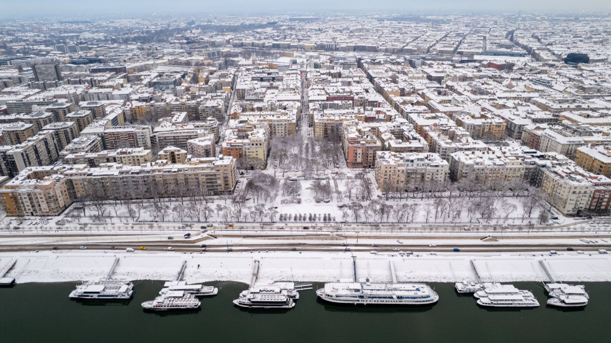 Megszólalt a minisztérium: ekkora az esélye, hogy komoly árvíz jön a Dunán, ha elolvad a hó