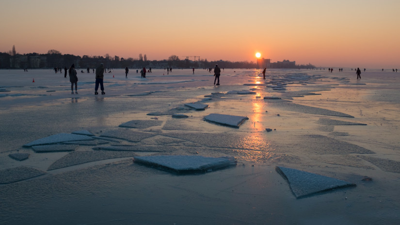 Napokon belül befagy a Balaton: de lehet már korcsolyázni rajta a hét végén? Itt a válasz!